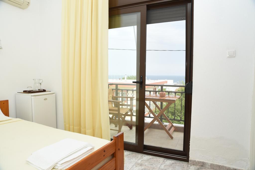Kamariotissa Anestis Chatzimihail Rooms מראה חיצוני תמונה
